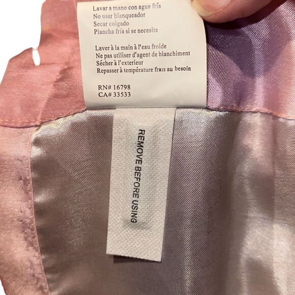 "NEW" Style Selections Home Tori 17”x 54” Pink Ombré Beaded Rod Pocket Valance - Picture 10 of 10